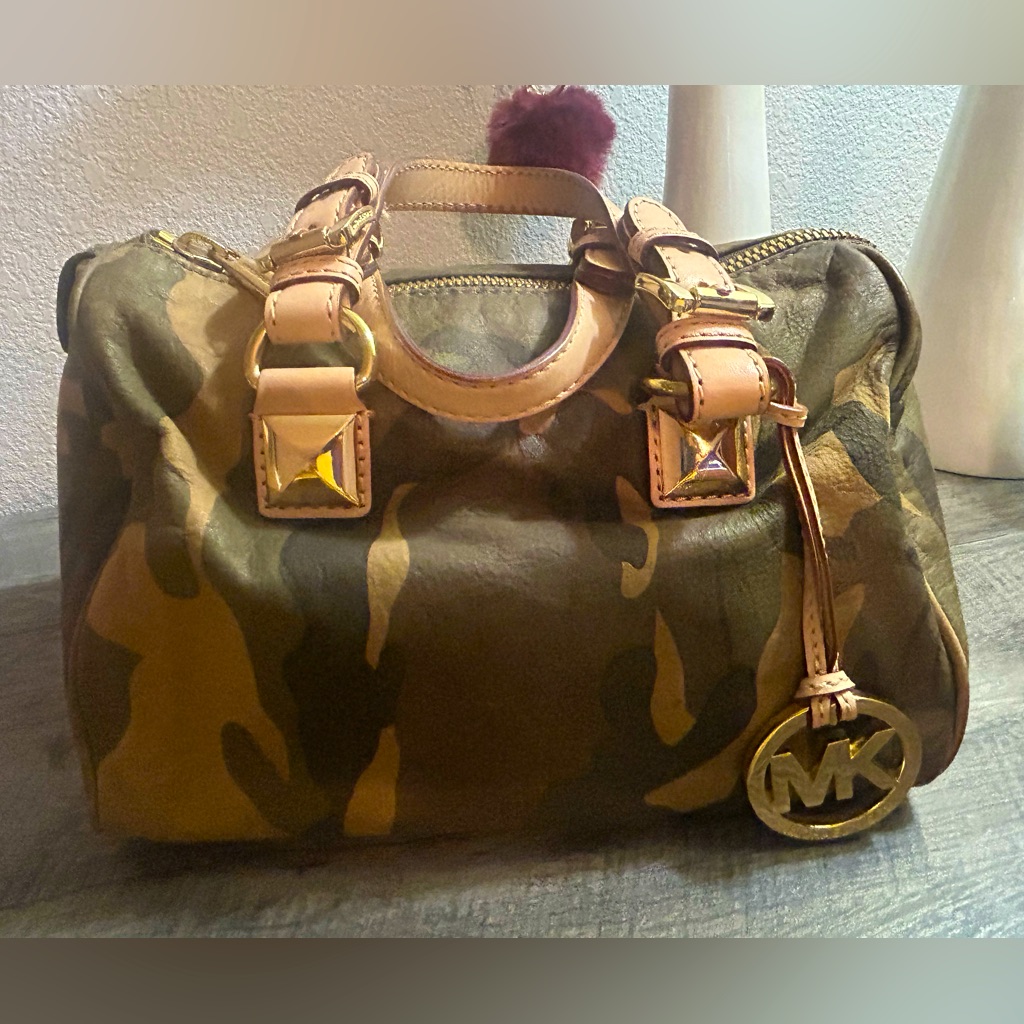 Michael Kors Green Camo Grayson With Matching Wallet